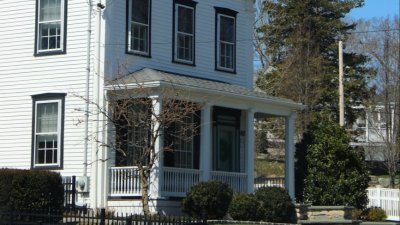 Single Family Home